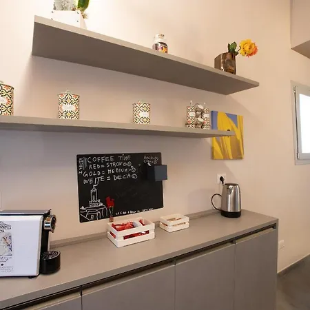 La Finestra Sulla Torre Sienne